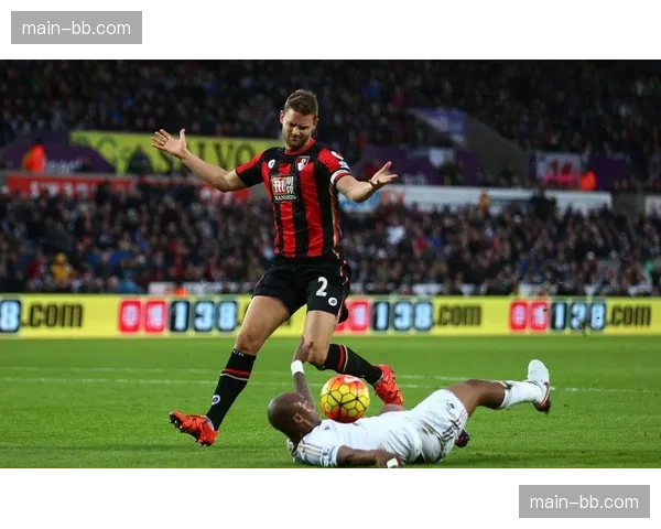 伯恩茅斯客场战术纪律 压缩空间限制枪手传切配合